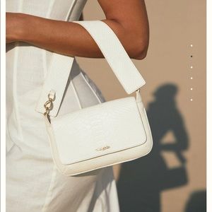 Cult Gaia shoulder bag